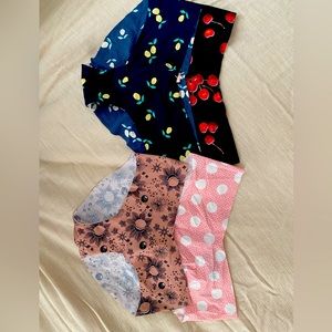 Victoria’s Secret No Show Hiphuggers Underwear